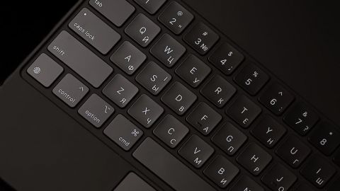 Лазерне гравіювання клавіатури Apple Magic Keyboard для iPad Pro | iPad Air у Львові
